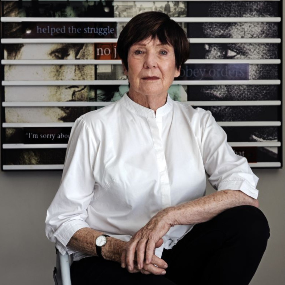 Sue Williamson 